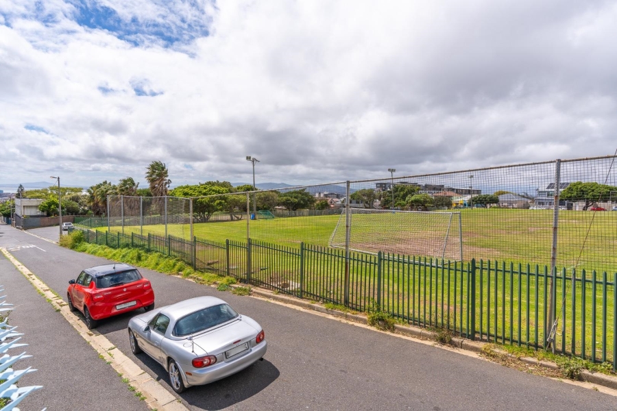 2 Bedroom Property for Sale in Woodstock Western Cape